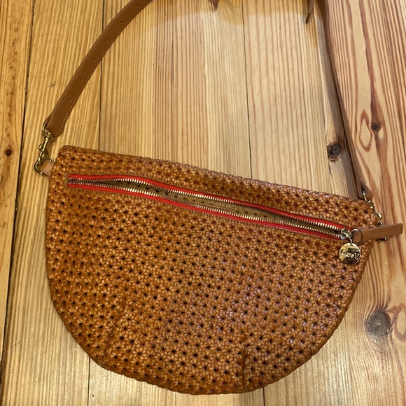 Clare V Grande Fanny Tan Rattan - Picture 4 of 8